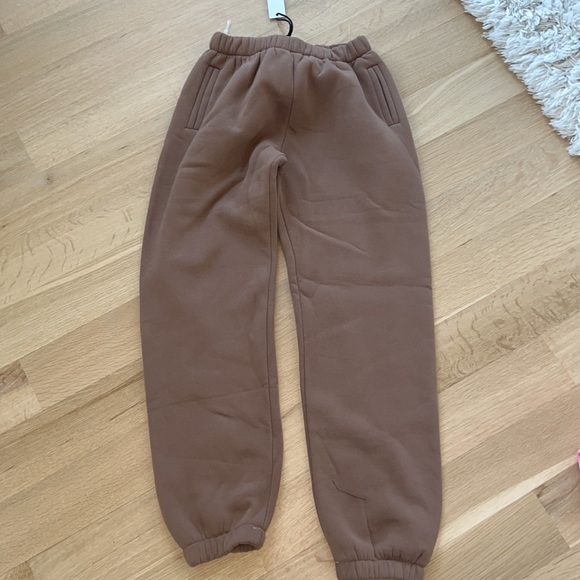 2 pairs of new  sweats - Picture 4 of 5